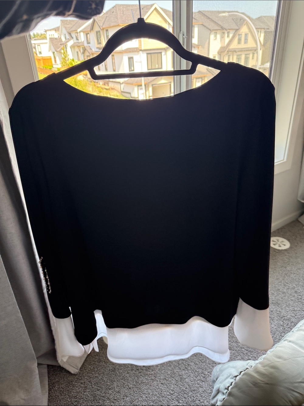 Joseph Ribkoff Black Tunic with White Layered Hem and Beaded Teardrop Accents - Picture 4 of 9